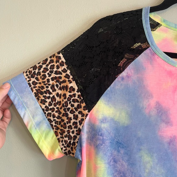 SUNSHINE & RODEO Shirt Womens 3XL Plus Tie Dye Cheetah Floral Lace Pink Blue NWT - Picture 5 of 7